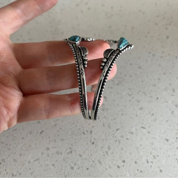 Natural Blue Turquoise Stone Decor Western Metal Cuff Bangle Bracelet - Picture 9 of 13